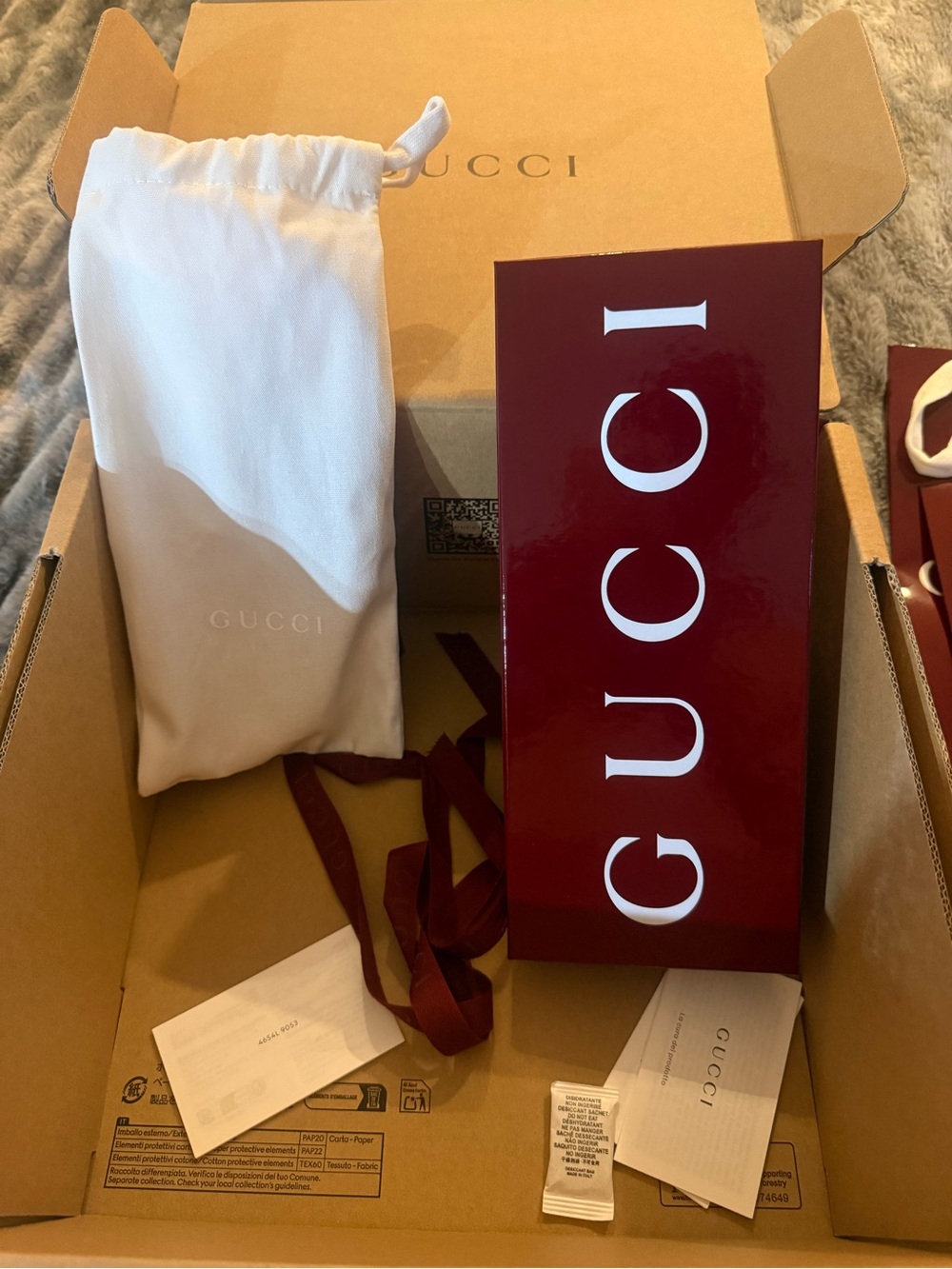 Gucci Cat Face Leather Luggage Tag in Brown, Pink and Beige - Picture 5 of 5